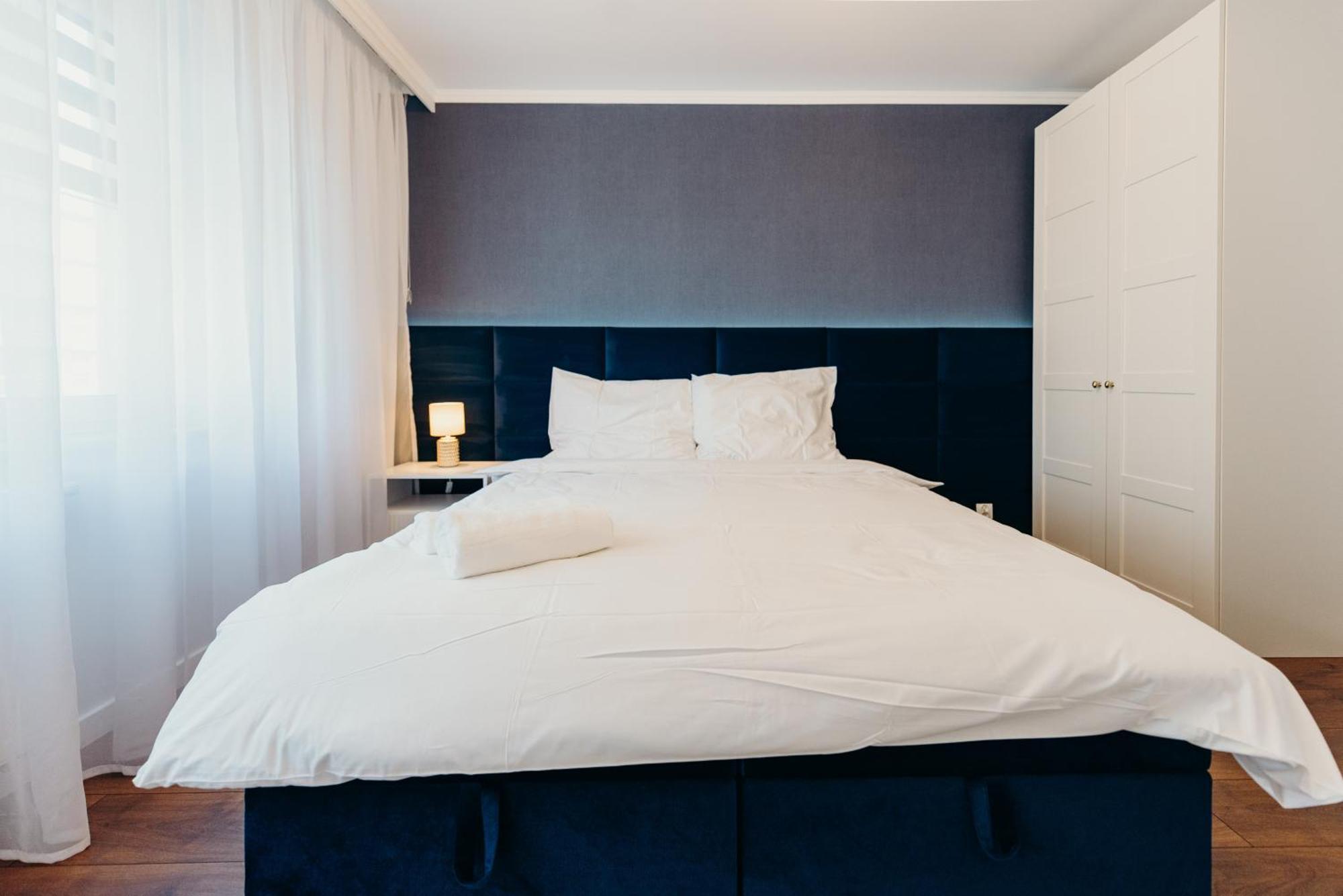 3 Bedrooms Premium Bella Blue For 8 Guests With Ac And Free Out Side Parking Rzeszów Exteriör bild
